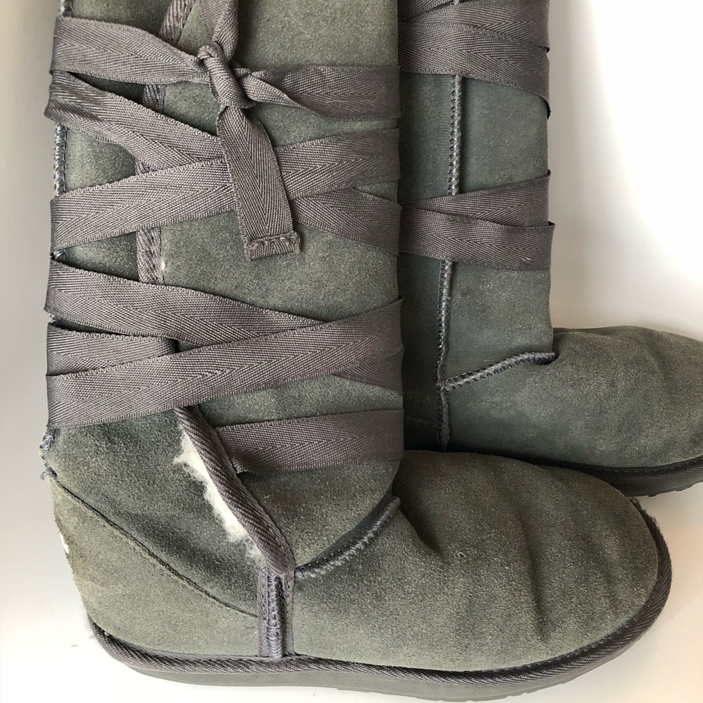 EMU wool boots Grey Suede size 9US